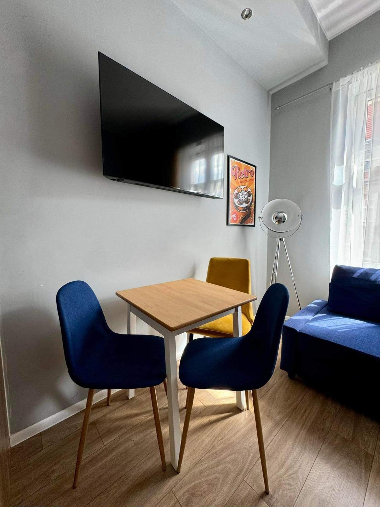 Apartament Filmowy Wałbrzych Exterior foto